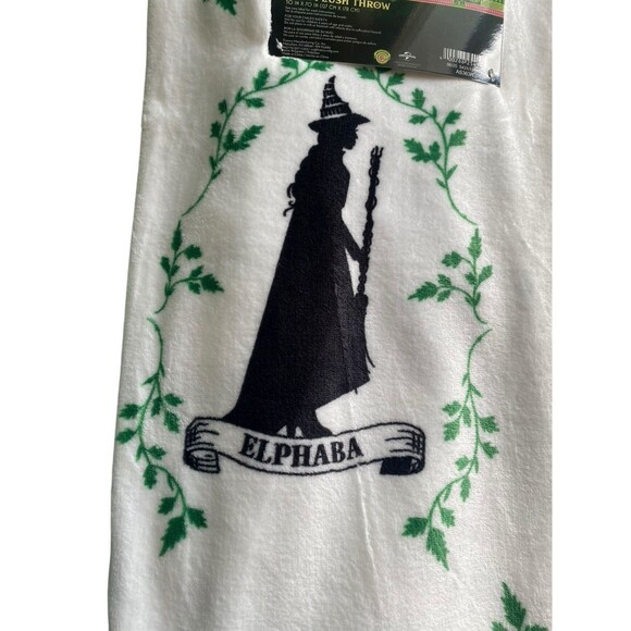 Wicked Elphaba Soft Plush Throw Blanket 50x70 Wizard of Oz Broadway Green Vines - Picture 3 of 6